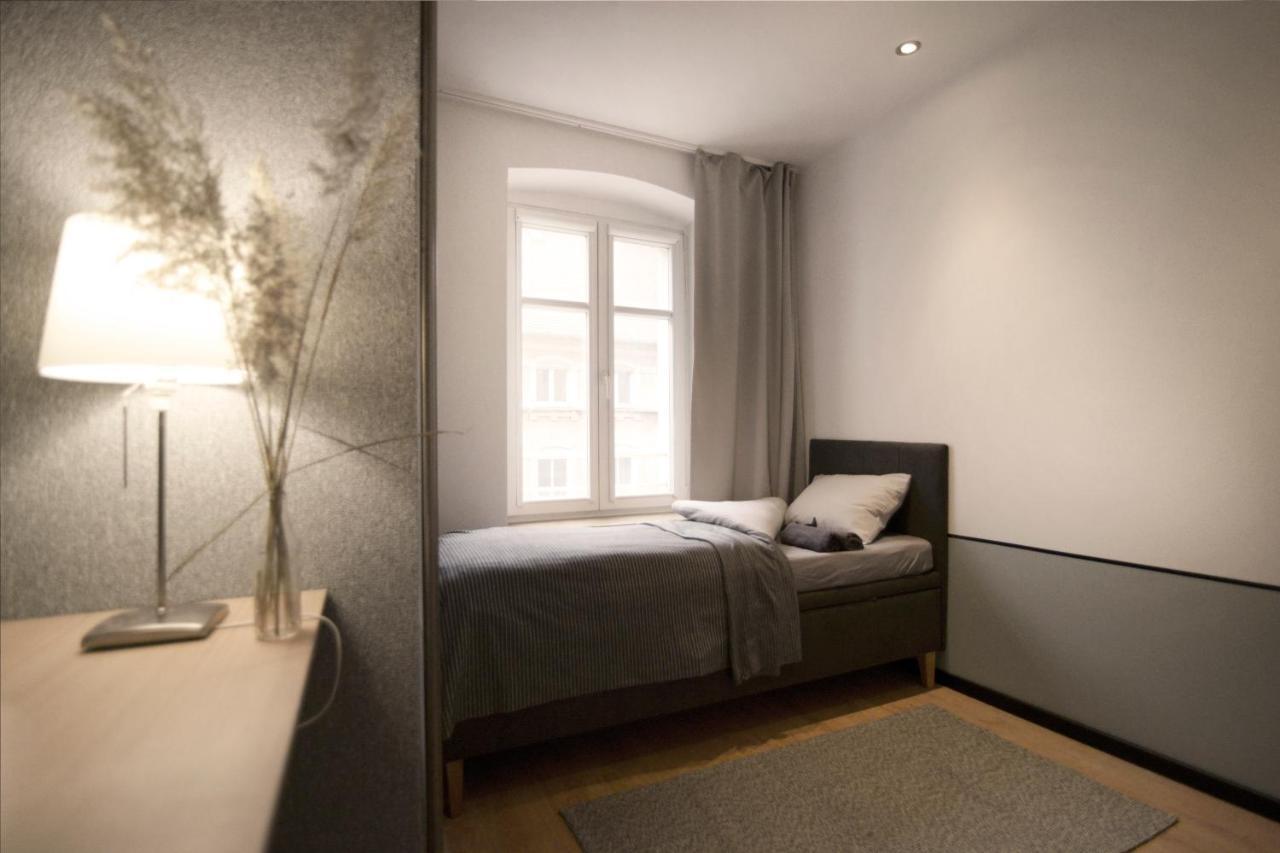 By The River And City Center - Comfortable Rooms Wroclaw Exterior photo